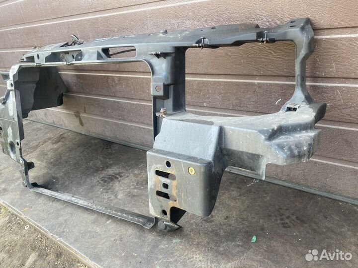 Передняя панель телевизор Volkswagen Sharan