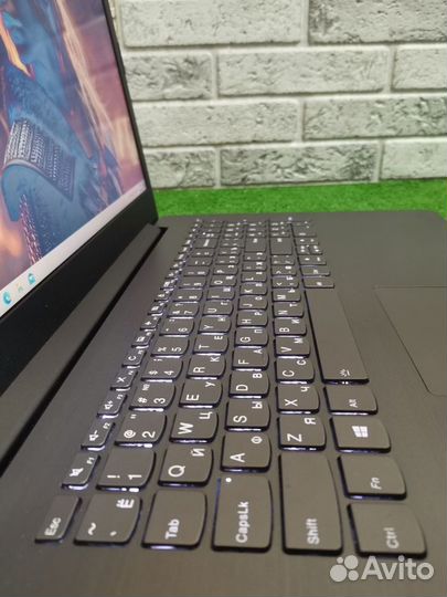 Игровой ноутбук Lenovo i5 8го/GTX 10T0 4Гб/ssd