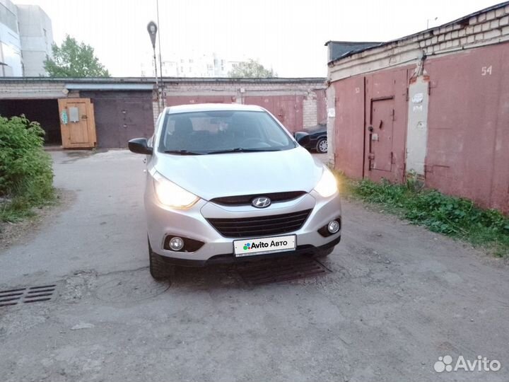 Hyundai ix35 2.0 AT, 2010, 196 000 км