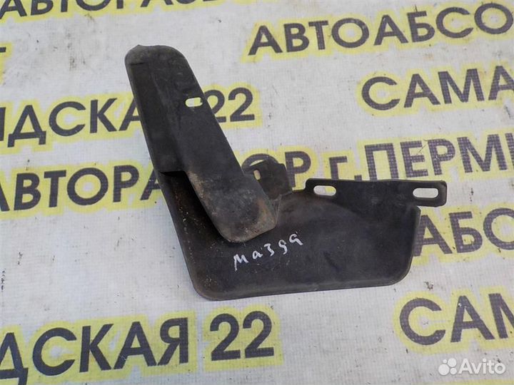 Брызговик передний правый VAZ LADA 2110 1995-2007