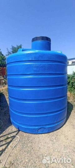 Емкость пластиковая Большой объем