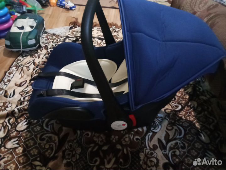 Переноска для детей в машину