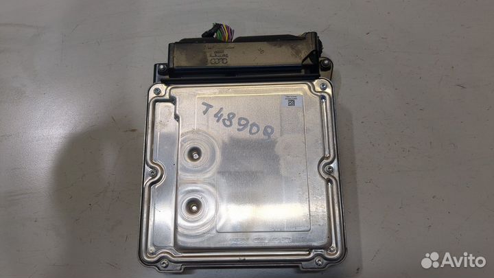 Блок управления двигателем Audi A5 (8T)