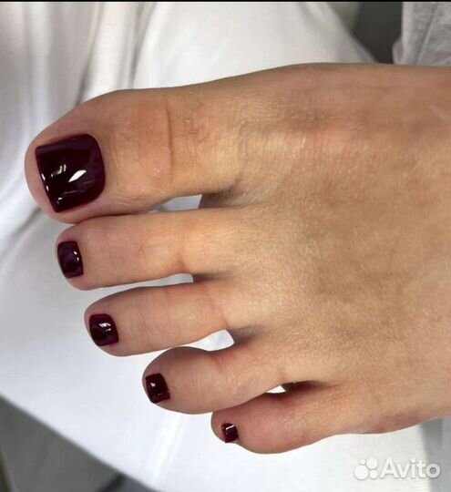 Маникюр и педикюр