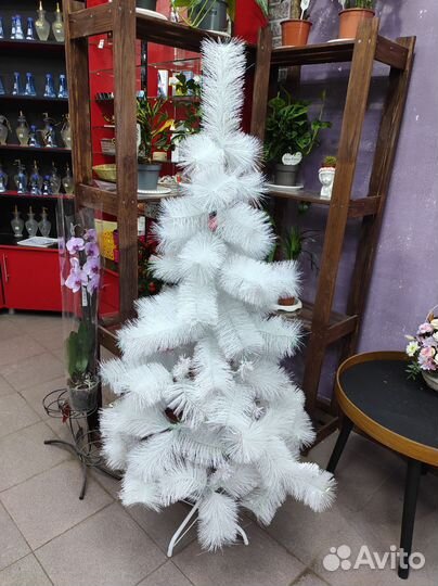 Елка искусственная