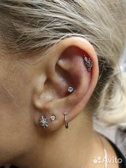 Прокол ушей деткам, классический пирсинг