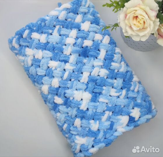 Плед детский вязаный