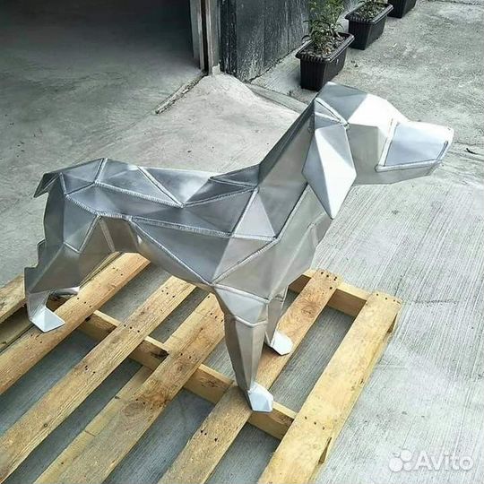 Полигональные фигуры из металл