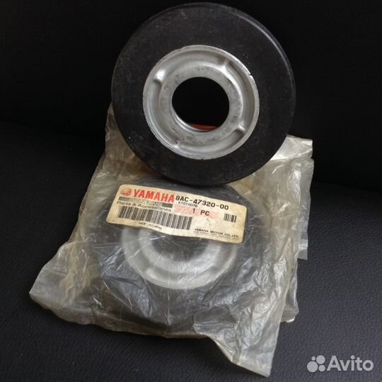 Оригинальный ролик снегохода Yamaha Viking