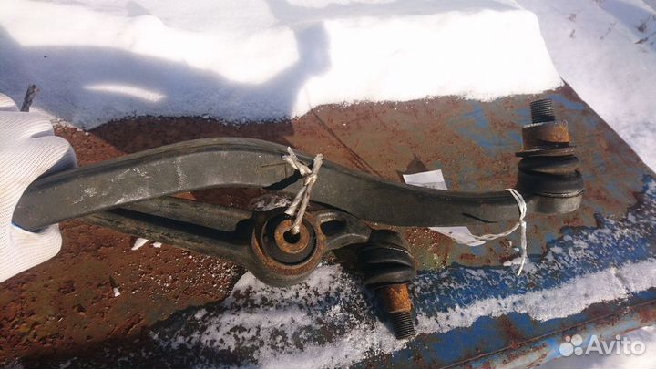 Рычаг передний левый нижний Mazda 6 Atenza sedan GG3P