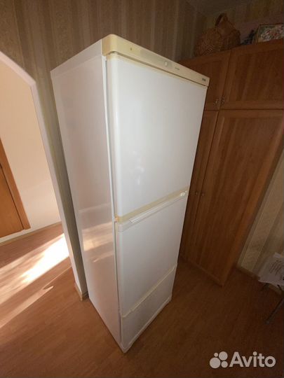 Холодильник stinol 104