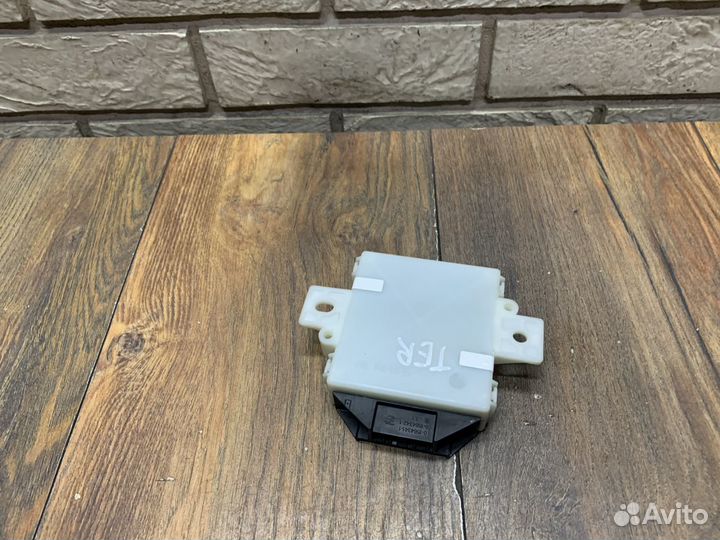 Nissan Terrano III (D10) Блок электронный