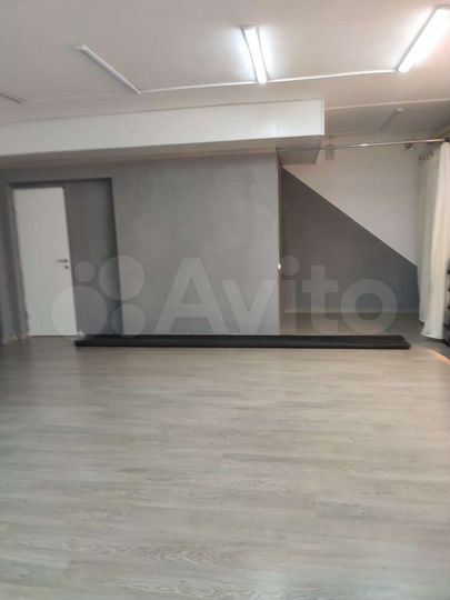 Коммерческое помещение 140кв м