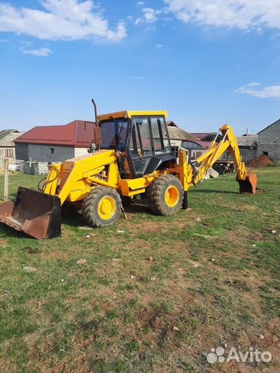 Капот на трактор Атек 999