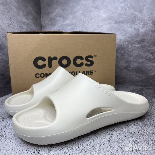 Шлепанцы Crocs Mellow Slide