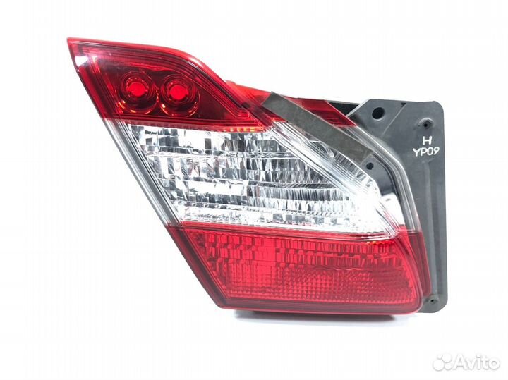 Фонарь внутренний задний левый Infiniti M37 KNY51