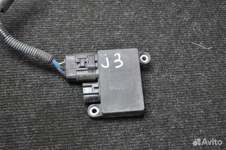 Блок управления вентилятором toyota corolla fiel