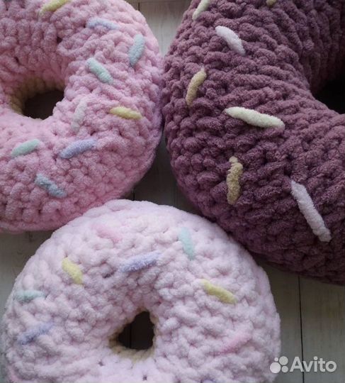 Подушка пончик