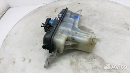 Бачок расширительный toyota RAV 4 ZSA3 (92A11NP01)