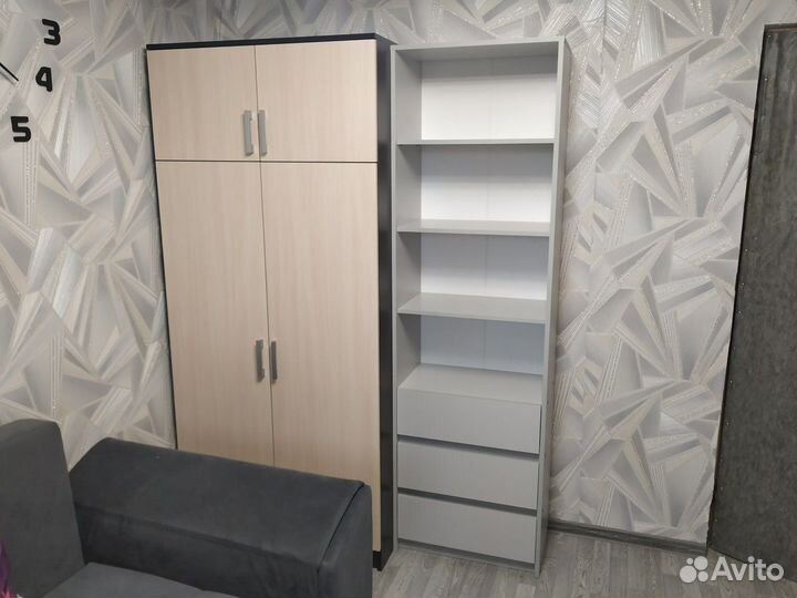 Стеллаж с выдвижными ящиками серый