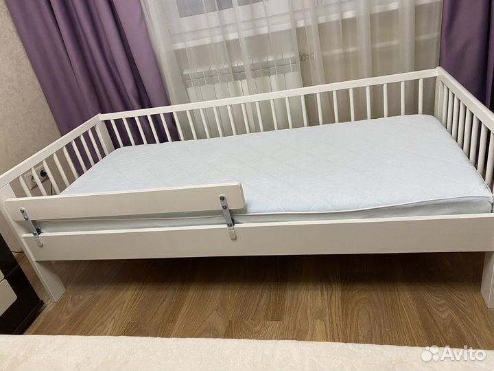 Детская кровать IKEA с матрасом 70*160 см