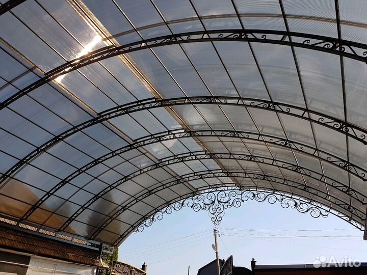 Навес из поликарбоната