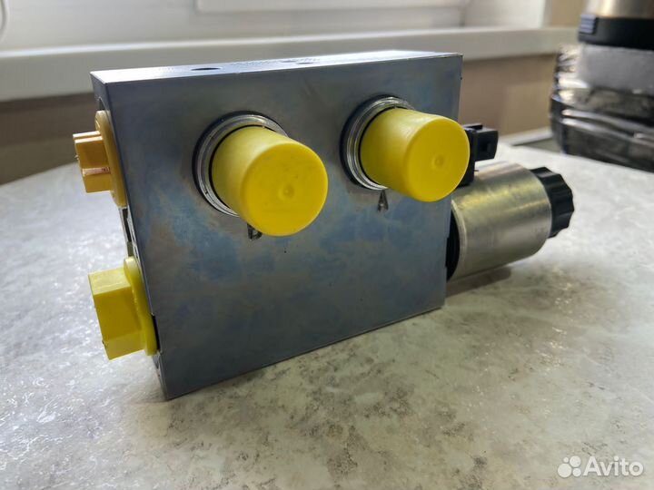 Гидроэлектомагнитный клапан