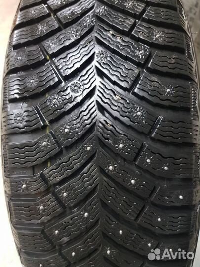 Michelin X-Ice North 4 SUV 245/60 R18