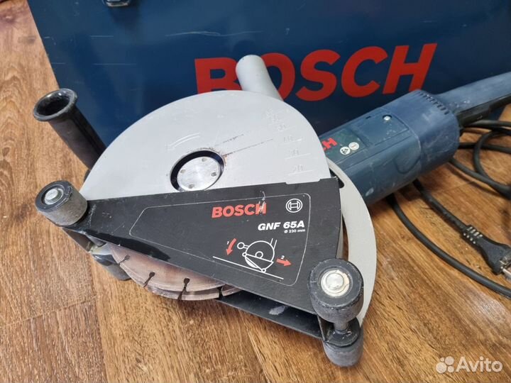 Штроборез (бороздодел) Bosch GNF 65A