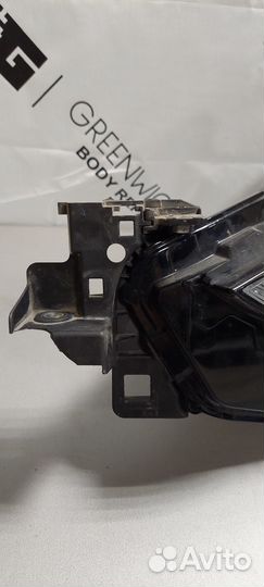 Фара передняя левая Mazda 6 GRF551040