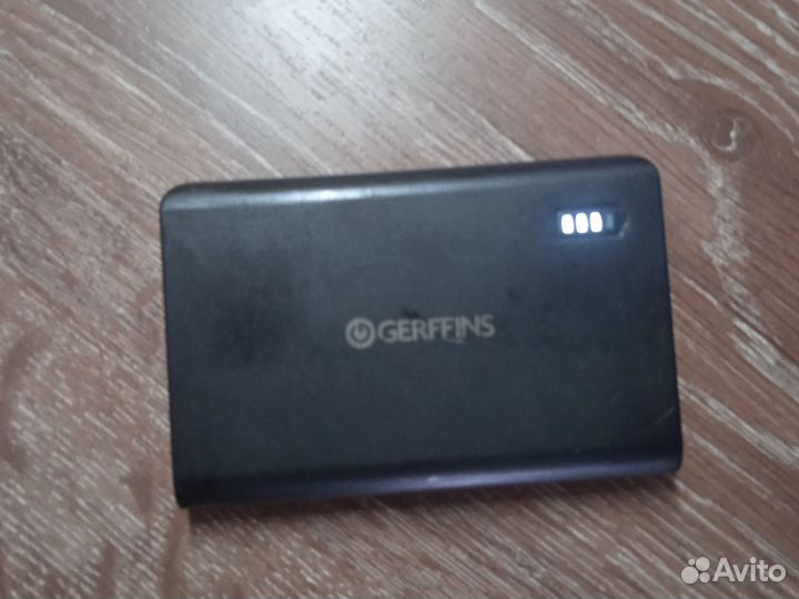 Повербанк gerffins