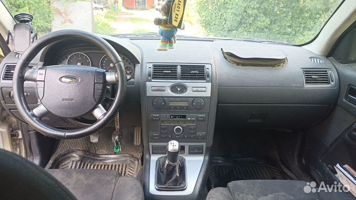 Ford Mondeo 2.0 МТ, 2005, 303 117 км