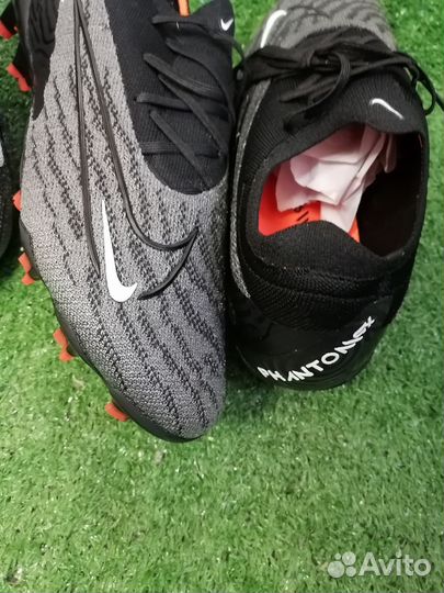 Футбольные бутсы