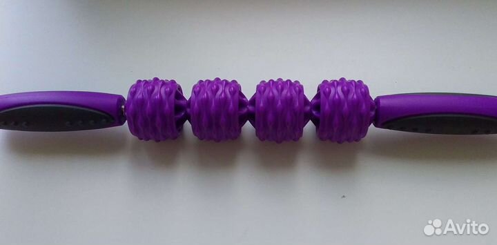 Массажер с ручками demix