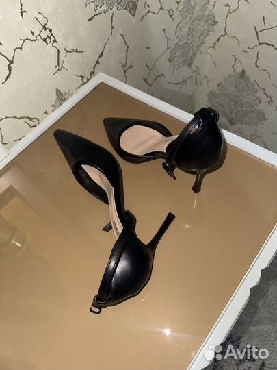 Туфли женские 39 размер черные