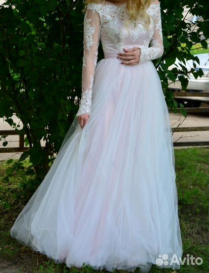 Вечернее платье