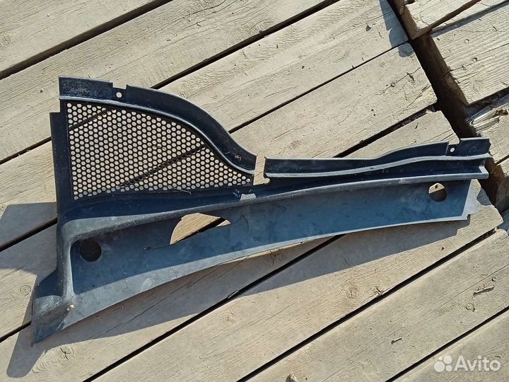 Tiguan 2007-2016 Жабо левое