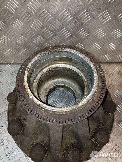 Ступица Freightliner