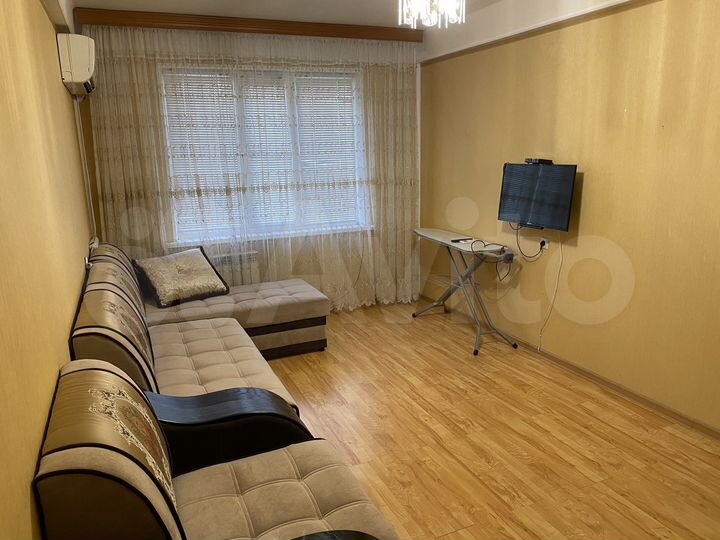 1-к. квартира, 42 м², 3/9 эт.