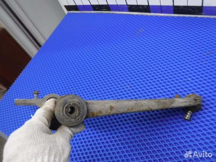 Рычаг подвески передний правый Ford Fiesta A9JA