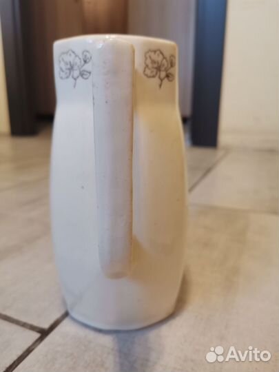 Кувшин фарфоровый, Рига