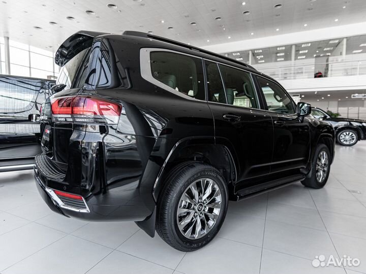 Toyota Land Cruiser 3.5 AT, 2023