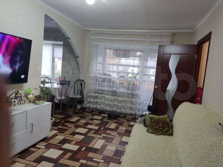 2-к. квартира, 43 м², 5/5 эт.