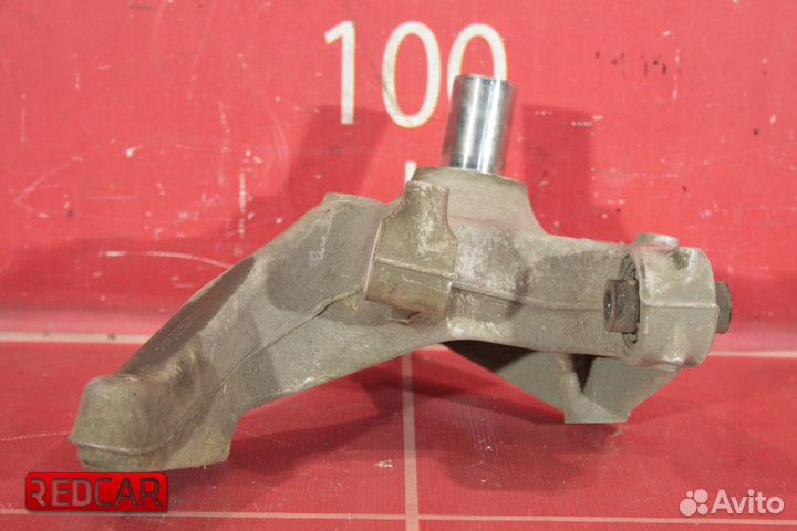 Кулак поворотный задний левый Volkswagen Tiguan (1