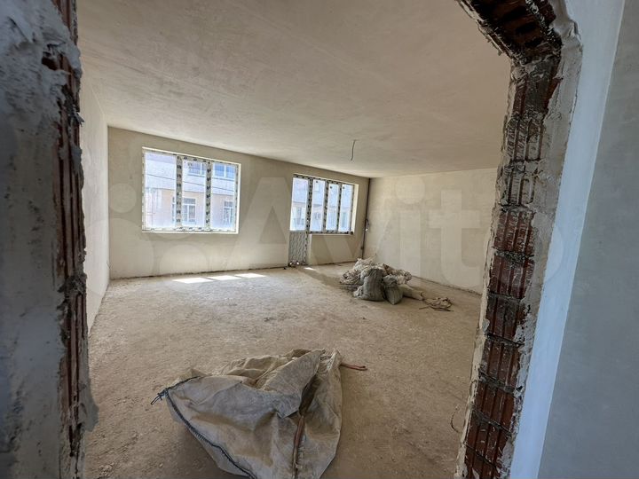 5-к. квартира, 166,7 м², 2/4 эт.