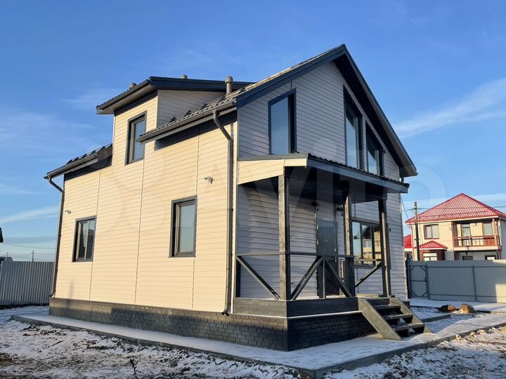 Дом 160 м² на участке 8 сот.