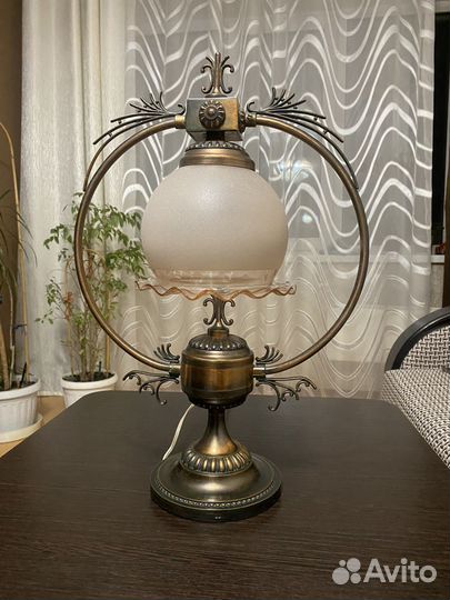 Лампа настольная +2 бра настенных