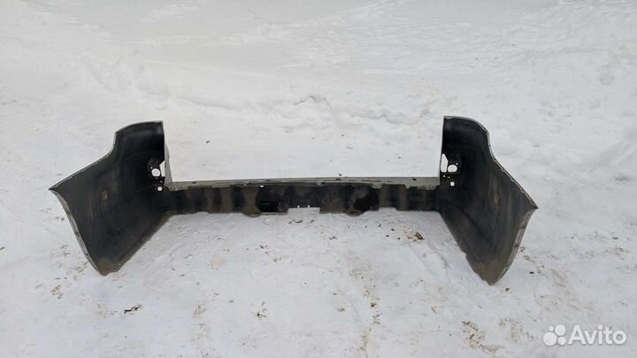 Задний бампер