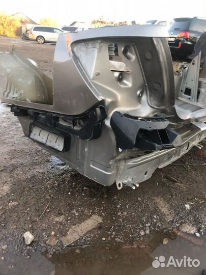 Панель задний Renault Symbol 2 K4J712 2008