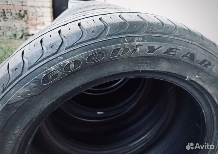 Goodyear Eagle Sport TZ 215/55 R17 94V